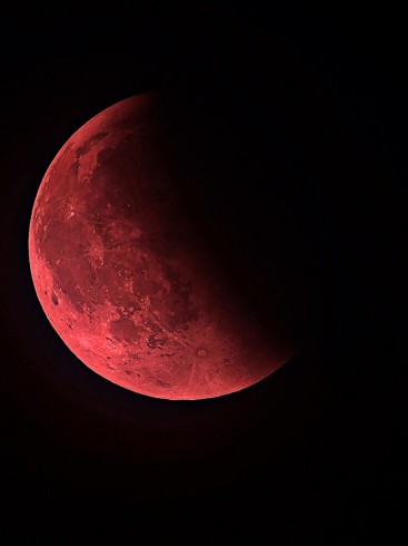 Total lunar eclipse