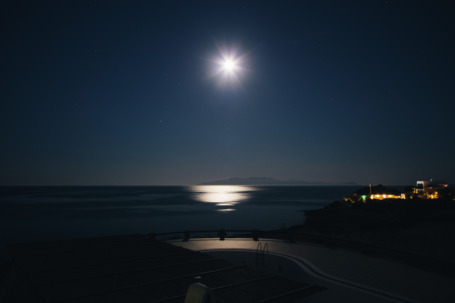 Mykonos moon