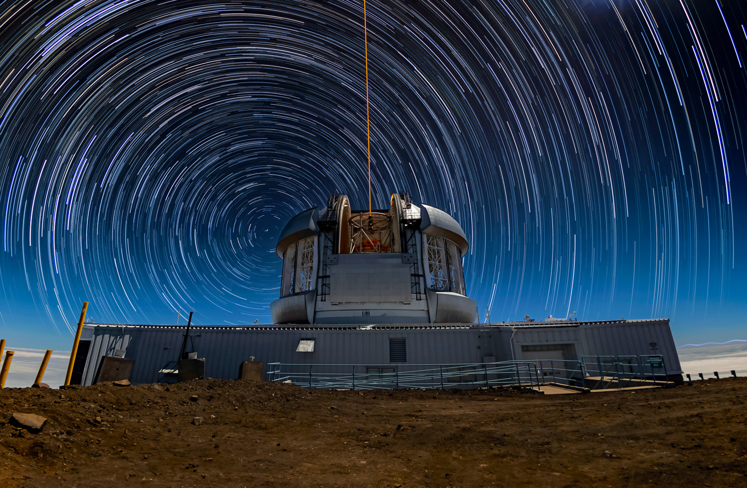 Gemini North startrails and laser Hawaii