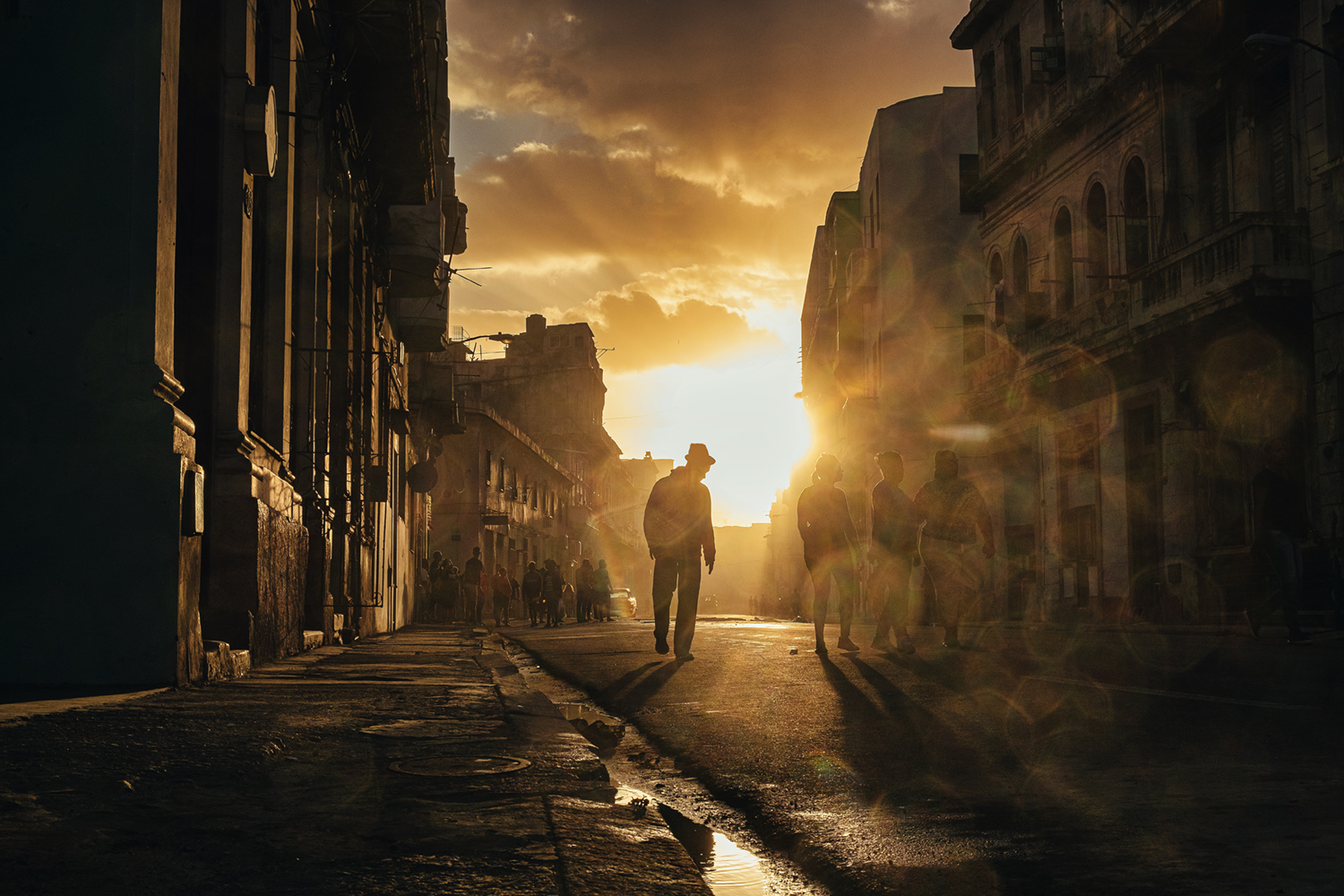 Figures Of The Urban Canvas 5